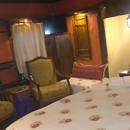 Homestay szállás Demeter Rose Stonehouse Pansion *